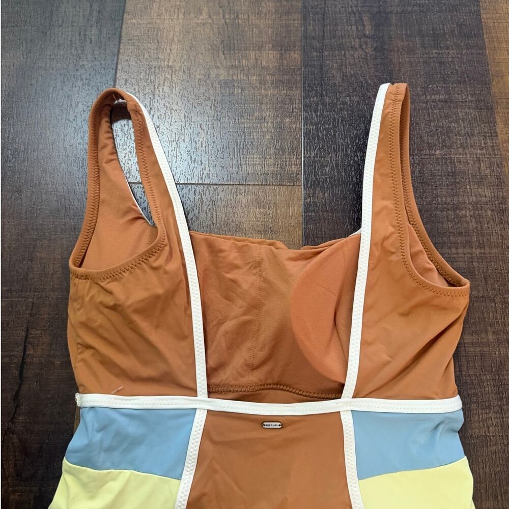 Rip Curl Rainbow Side Panel One Piece Swimsuit Size Small - Picture 3 of 8